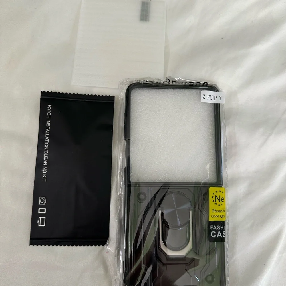 Samsung Z Flip 7 Rugged Black Case with Rotating Ring Kickstand